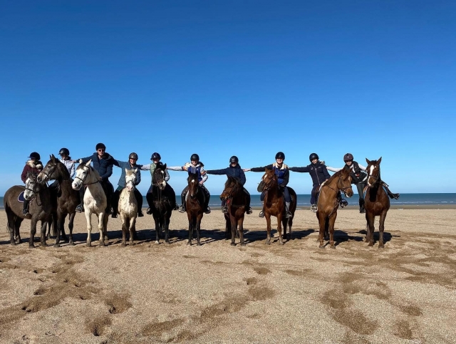Experience a wonderful moment as a team in Cabourg