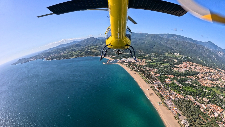  Ein unglaubliches Panorama aus der Luft der Pyrénées-Orientales 