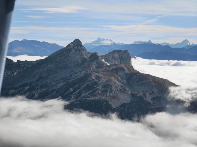  Os cumes do Vercors acima das nuvens 