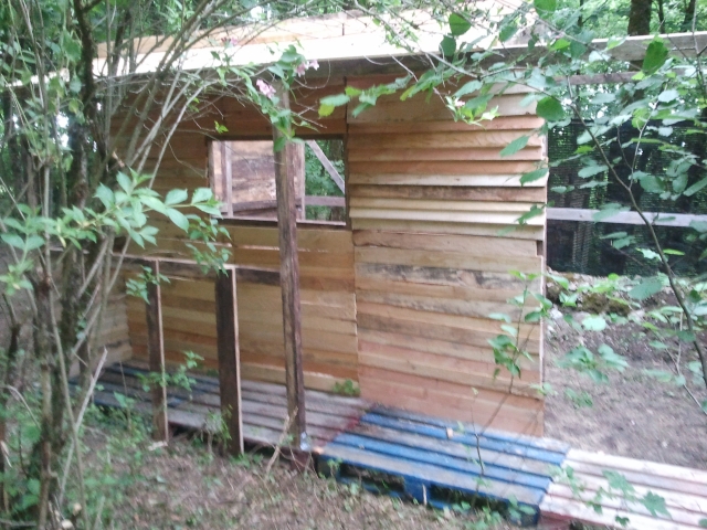  Paintball cabin