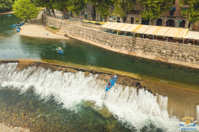  Faça o passeio no rio sozinho ou em pares 