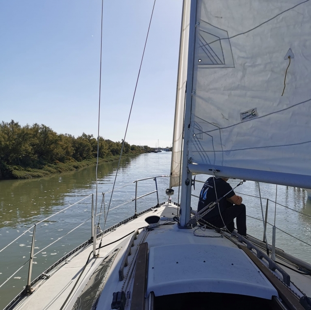  预订您在马雷讷的航海课程