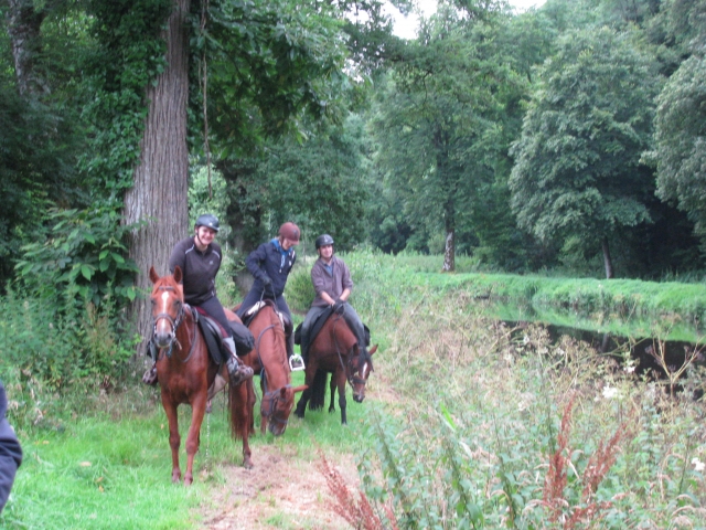  A lo largo del Canal de Nantes a Brest 