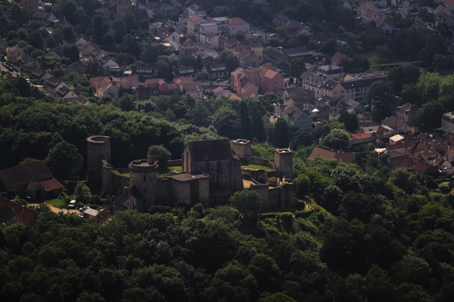  Il castello della Madeleine nella regione parigina 