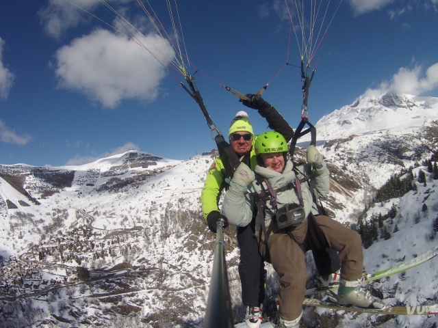 En pleno vuelo sobre los Alpes 