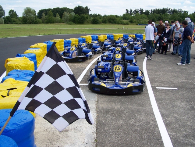  Partida da corrida Kart no Loiret