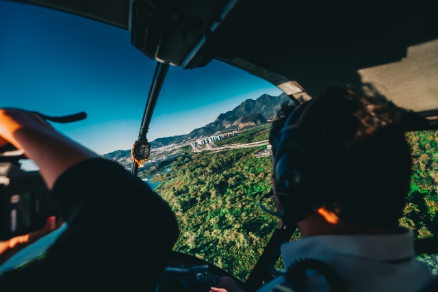  Primo volo in elicottero nelle Alpi 