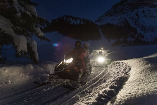 Caminhada em snowmobile de dois lugares - Les 3 Vallées - 1h