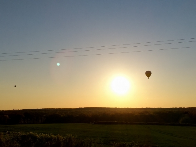  mongolfiera al tramonto