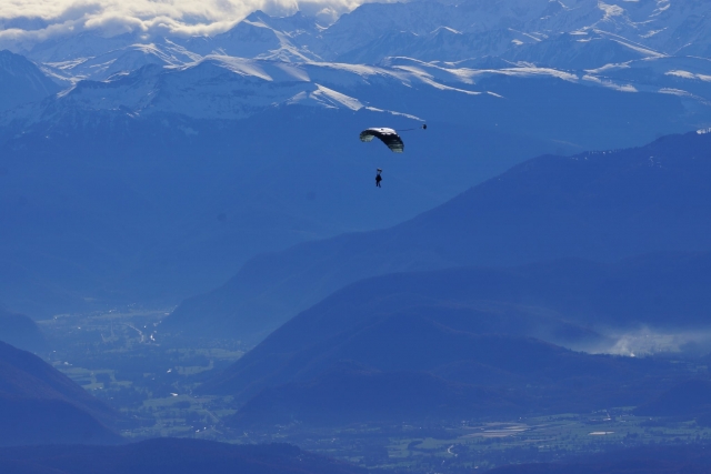  Flug durch die Berge