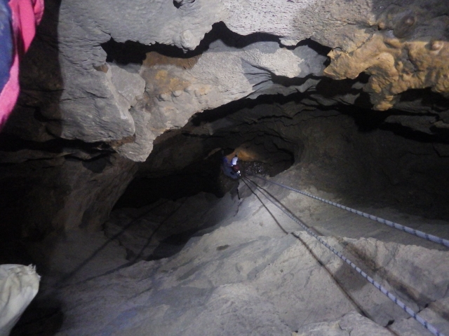  Descent with rope 