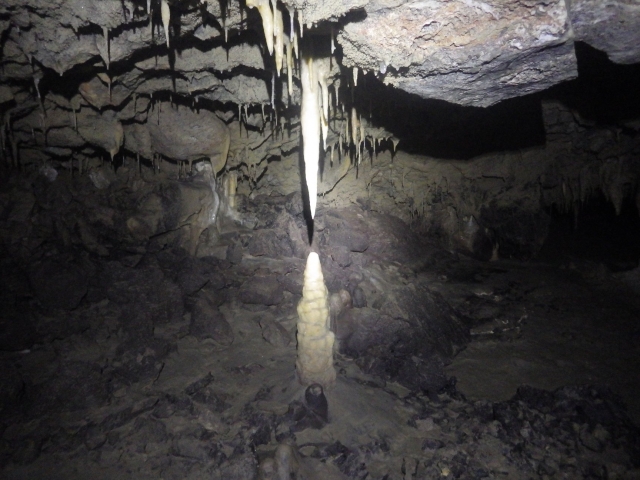  Relief of the cave 