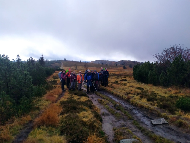  Foto do grupo durante a caminhada 