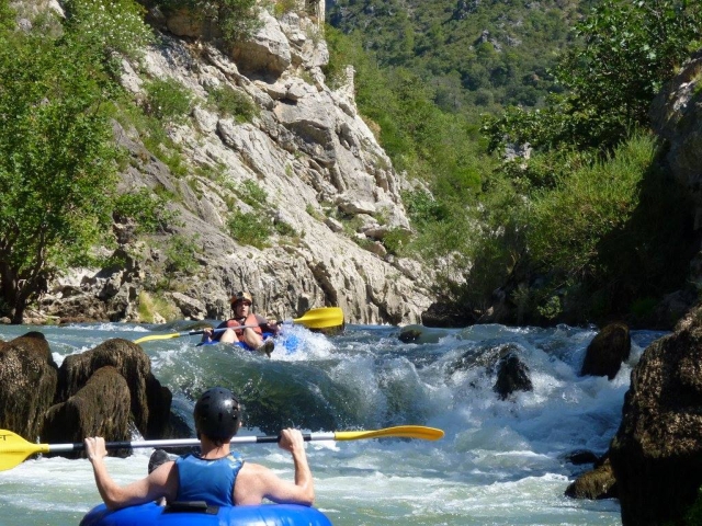 Bouée raft entre amis