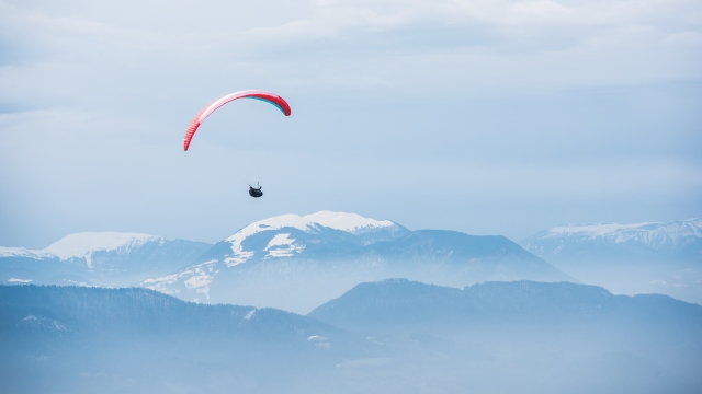 Paragliding in the mountains 