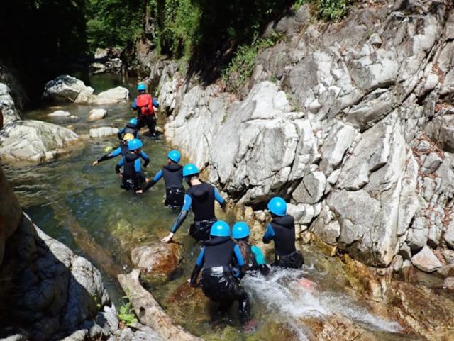  Canyoning di gruppo 
