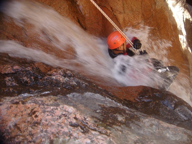  Spektakuläre Rutsche in der Schlucht! 