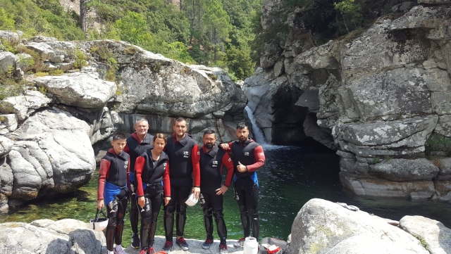  Spaßiger Canyon-Abstieg im Wildwasser 