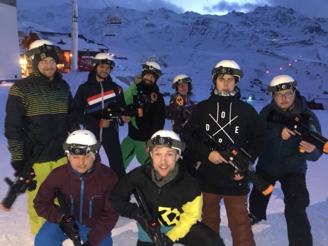  com amigos!  