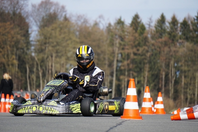  Acceleration 