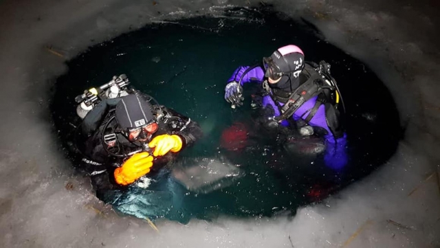  Preparazione per l'immersione sul ghiaccio 