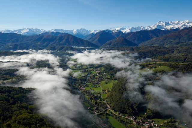  Vista mozzafiato sopra le nuvole 