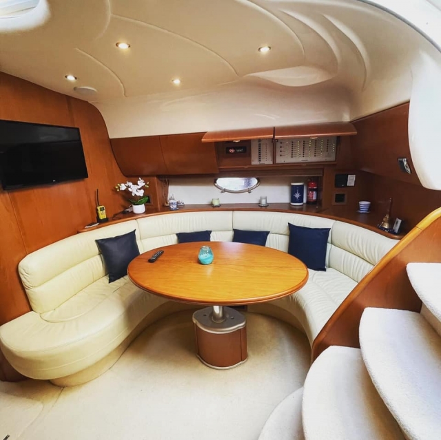  L'interno della nostra barca 