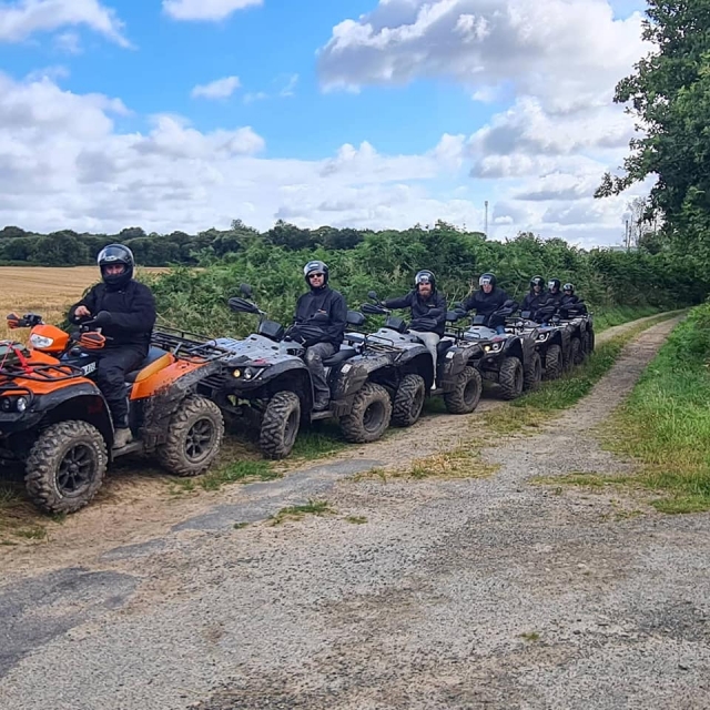 Excursión en quad en grupo 
