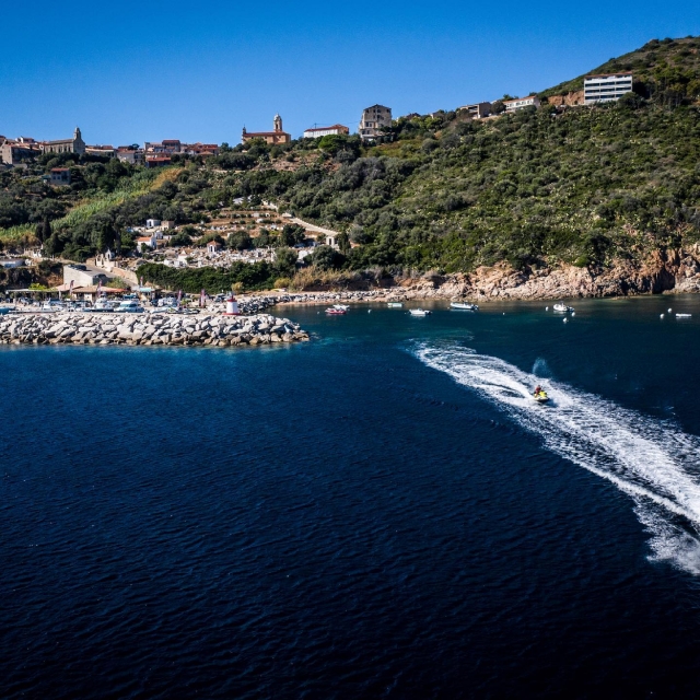  Il sole della Corsica vi dà il benvenuto 
