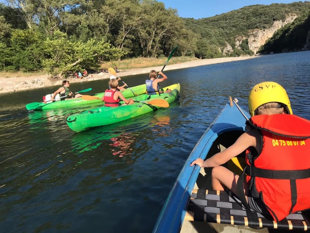 Actividad en canoa apta para toda la familia 