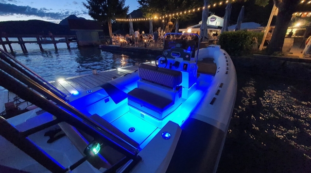  Suntuoso barco 