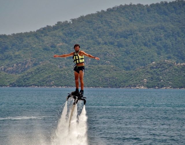  Altitudine grazie al flyboard 