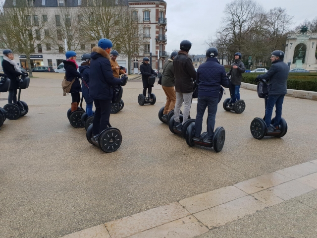  Gruppenausflug an Bord von Segways 