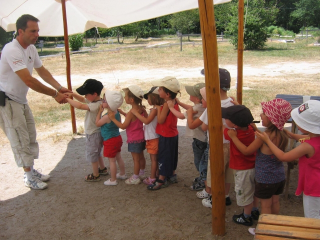  i più piccoli si preparano per il massimo divertimento 