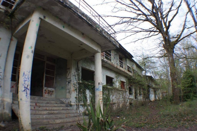  Edificio per nascondersi 