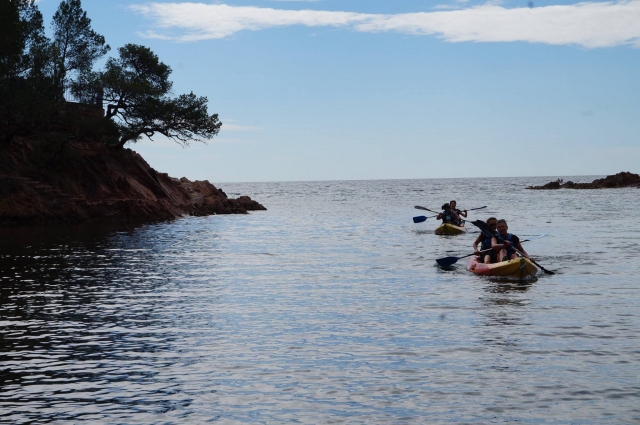  Partenza per una gita in kayak 