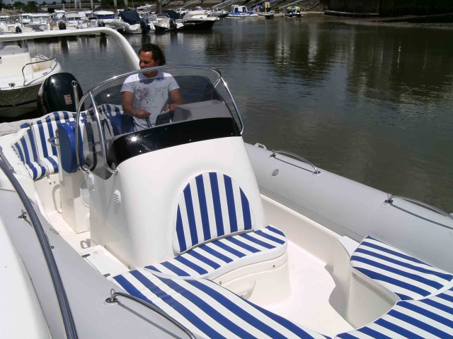  Boat waiting for its passengers 