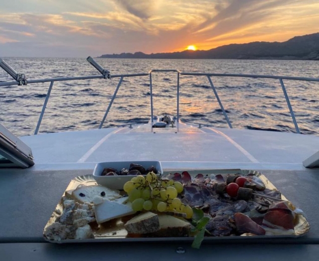  Aperitif no pôr do sol