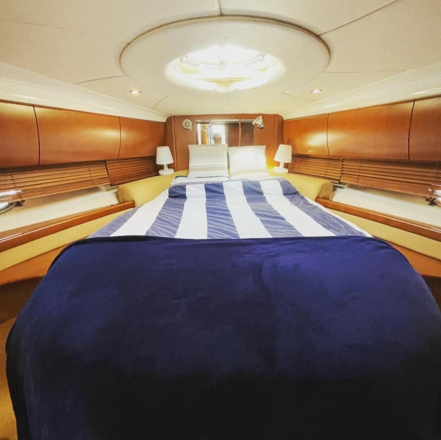  Sala interior da Yatch 