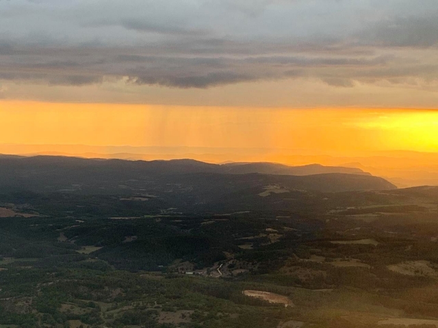  Flight at sunset 