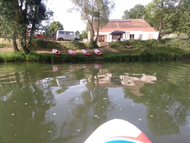  The banks of the Yonne