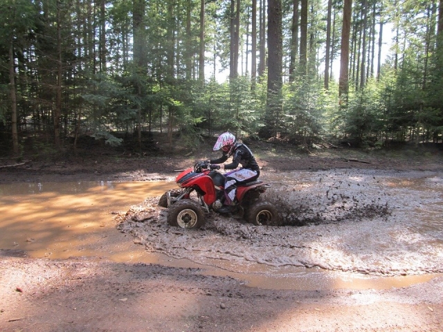  Pasar un charco en quad 