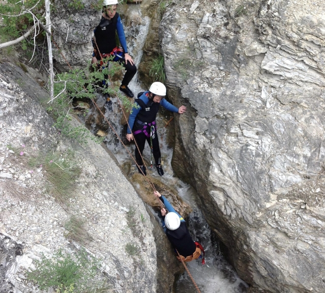 Canyoning encadré par un moniteur 