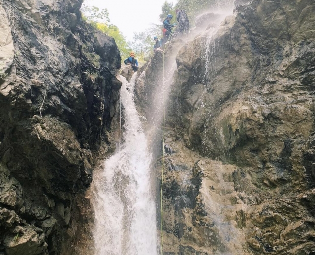  Cascata nelle Alpi dell'Alta Provenza 