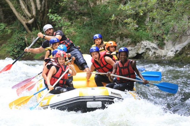  Rafting-Abenteurer 