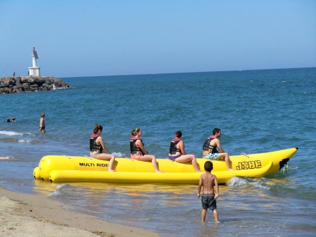  Launching the buoy before the activity 