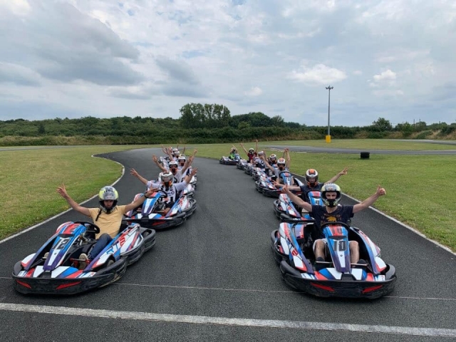  Unsere Kart-Armada 