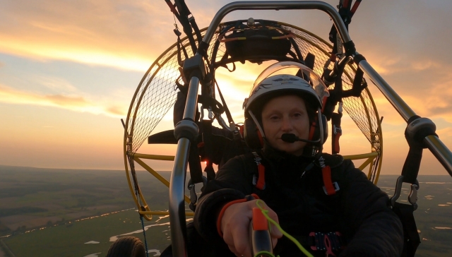  Pilot im Flug 