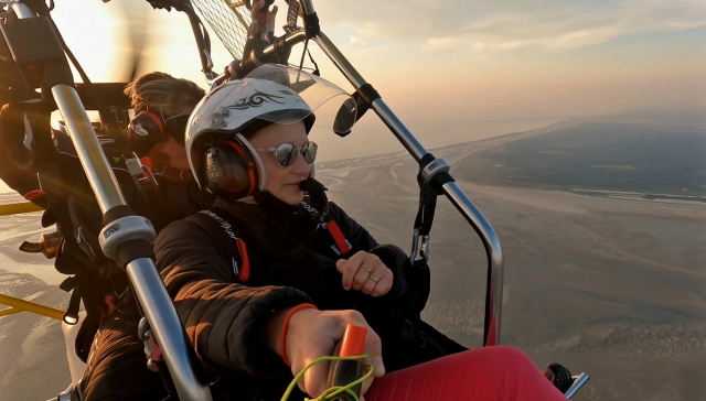  Piloto y su pasajero 