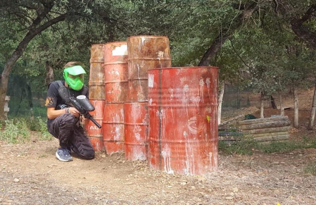  Paintball na floresta 